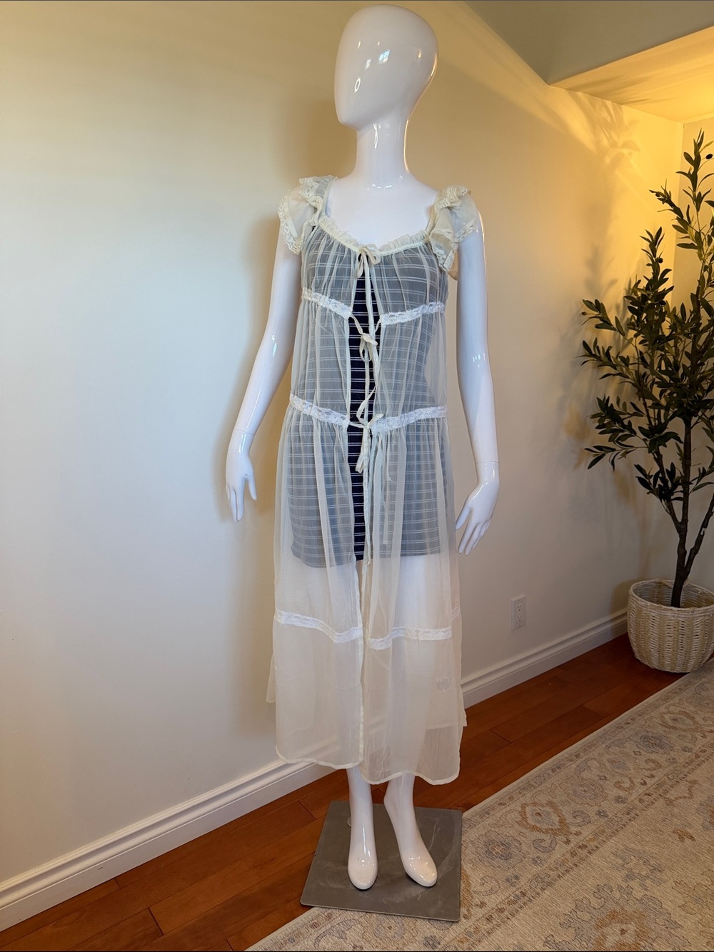 NWT Twik Ivory Sheer Lace Ruffle Tie Front Maxi Dress M